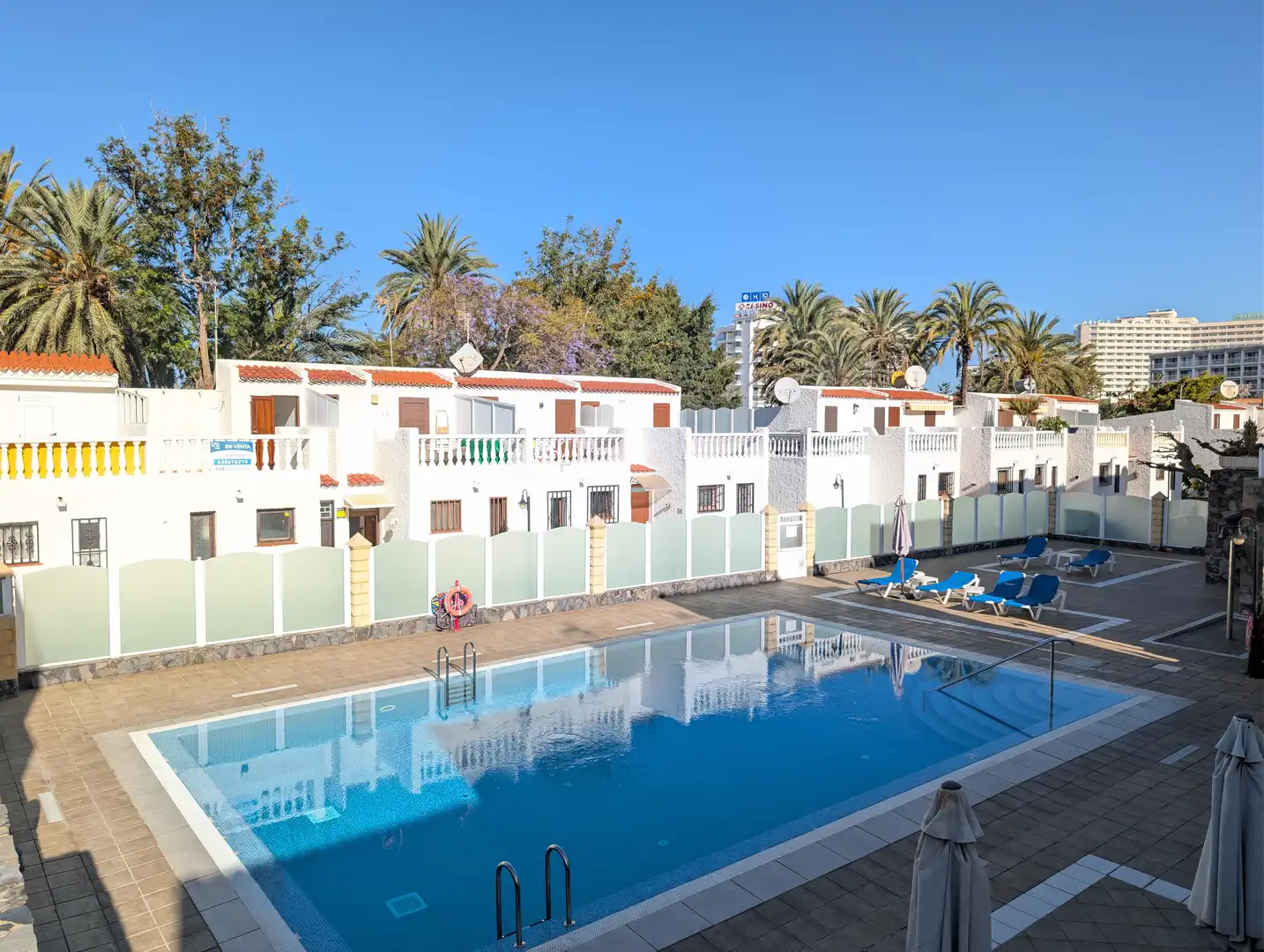 Vista exterior de Casa adosada en venta en Adeje con Terraza y Piscina