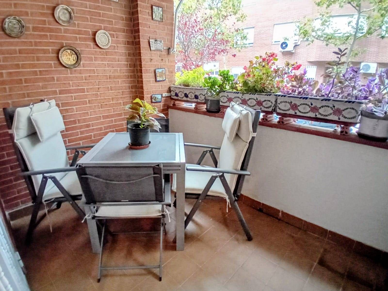 Balcony of Flat for sale in San Sebastián de los Reyes  with Heating, Parquet flooring and Terrace