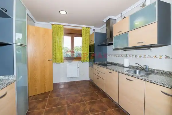 Cocina de Casa o chalet en venta en A Guarda   con Calefacción, Jardín privado y Terraza