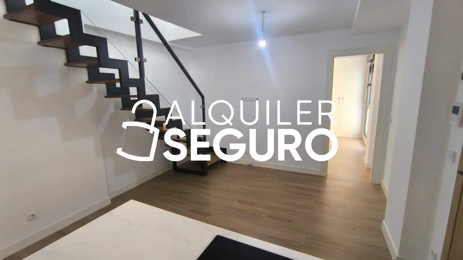 Àtic de lloguer en Sevilla amb Aire condicionat, Calefacció i Piscina
