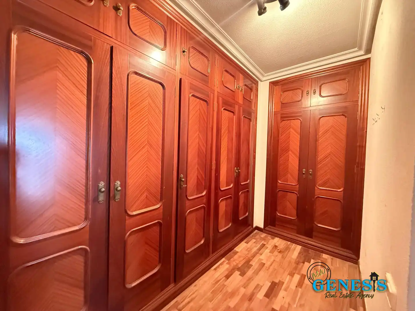 Apartament en venda en Torrevieja amb Parquet i Moblat