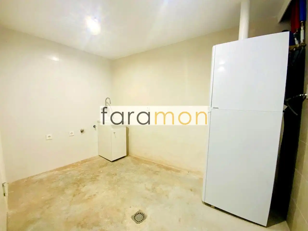 Casa adosada en venta en Nigrán con Calefacción, Jardín privado y Terraza