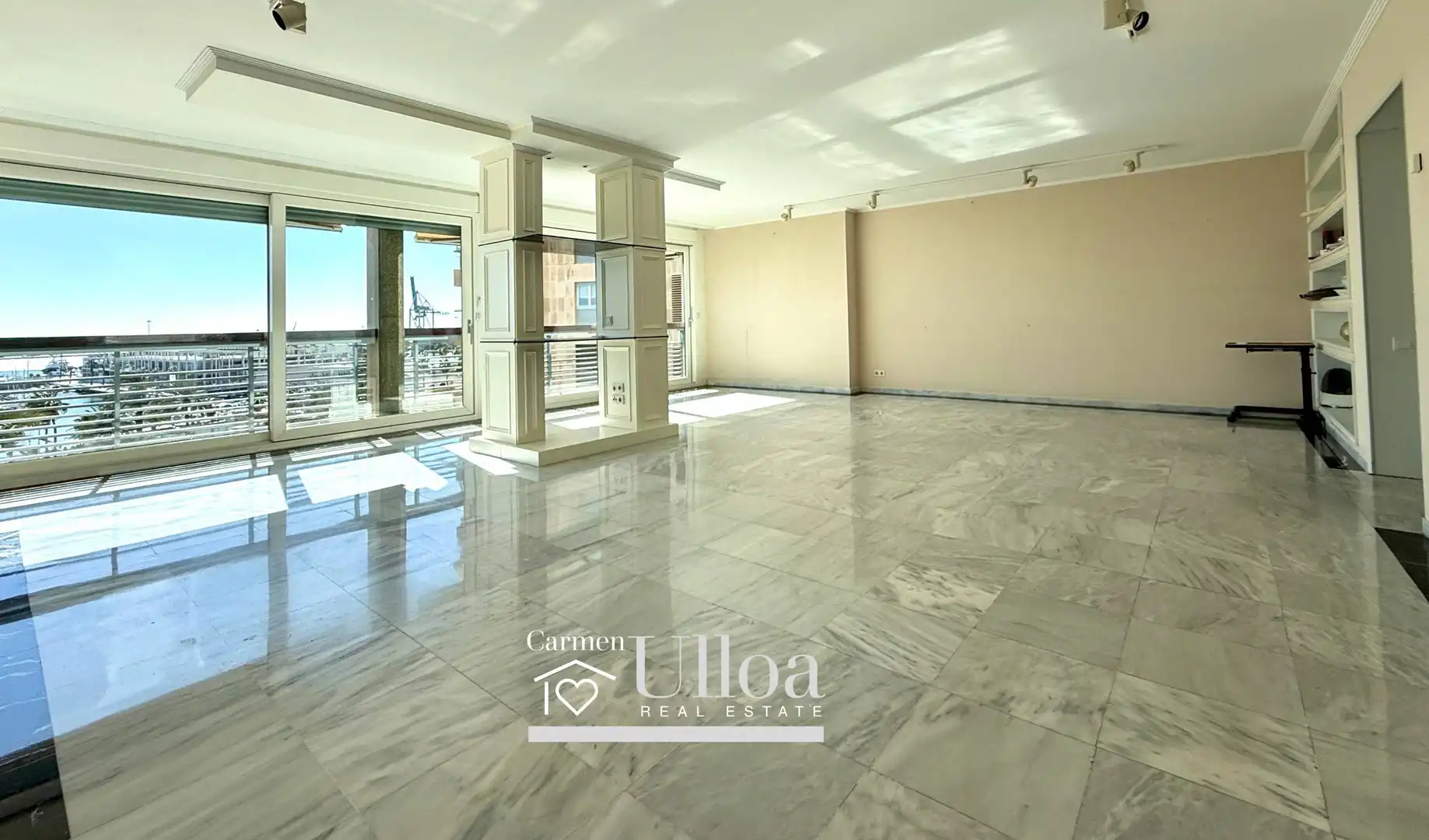 Sala d'estar de Apartament en venda en Alicante / Alacant amb Aire condicionat, Calefacció i Jardí privat