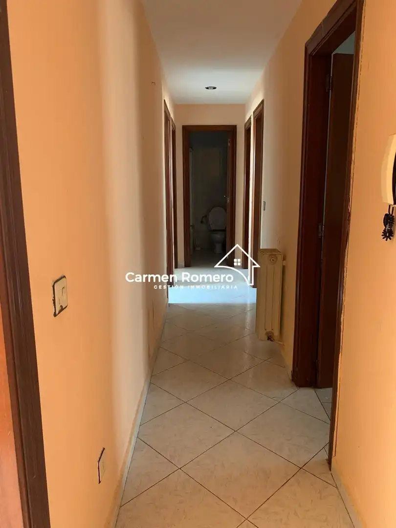 Piso en venta en Calzada de Valdunciel con Calefacción, Terraza y Balcón