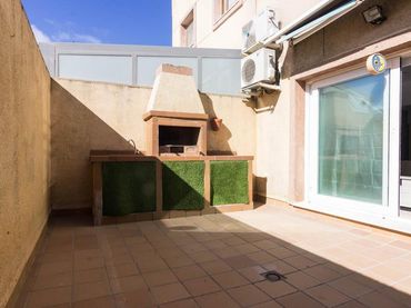 Casa a schiera con balcone in vendita a Camposoto