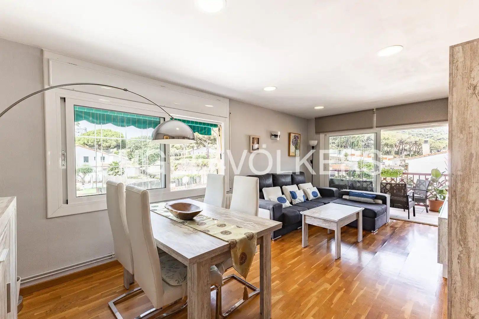 Exterior view of Flat for sale in Sant Andreu de Llavaneres  with Heating, Parquet flooring and Terrace
