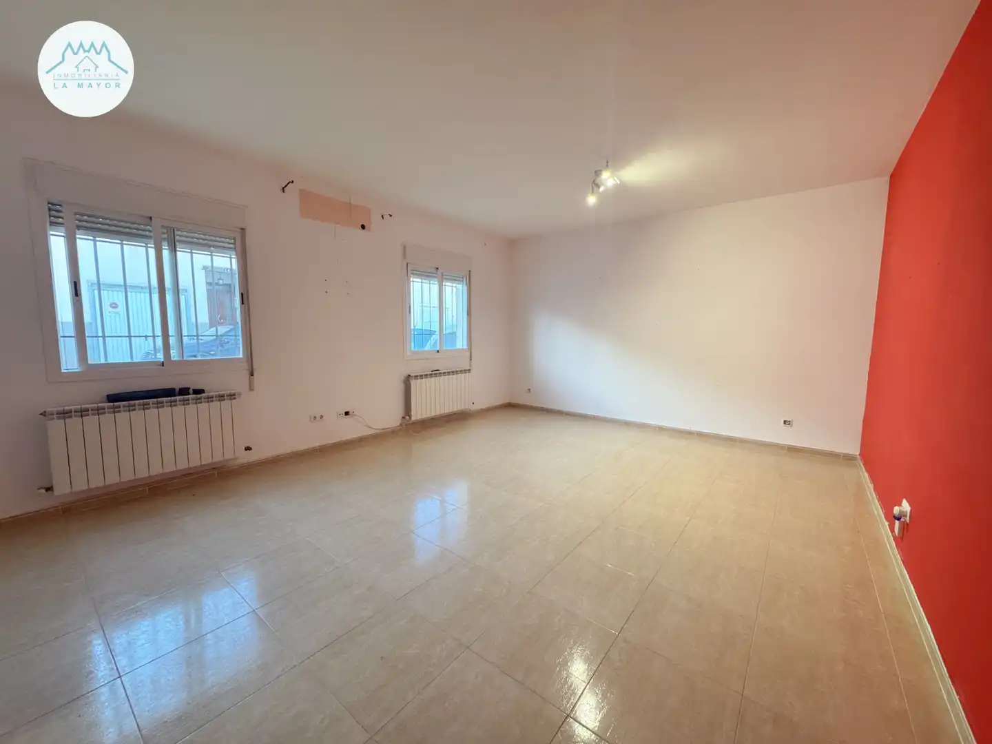 Sala de estar de Casa adosada en venta en Pozuelo de Calatrava con Calefacción, Terraza y Trastero