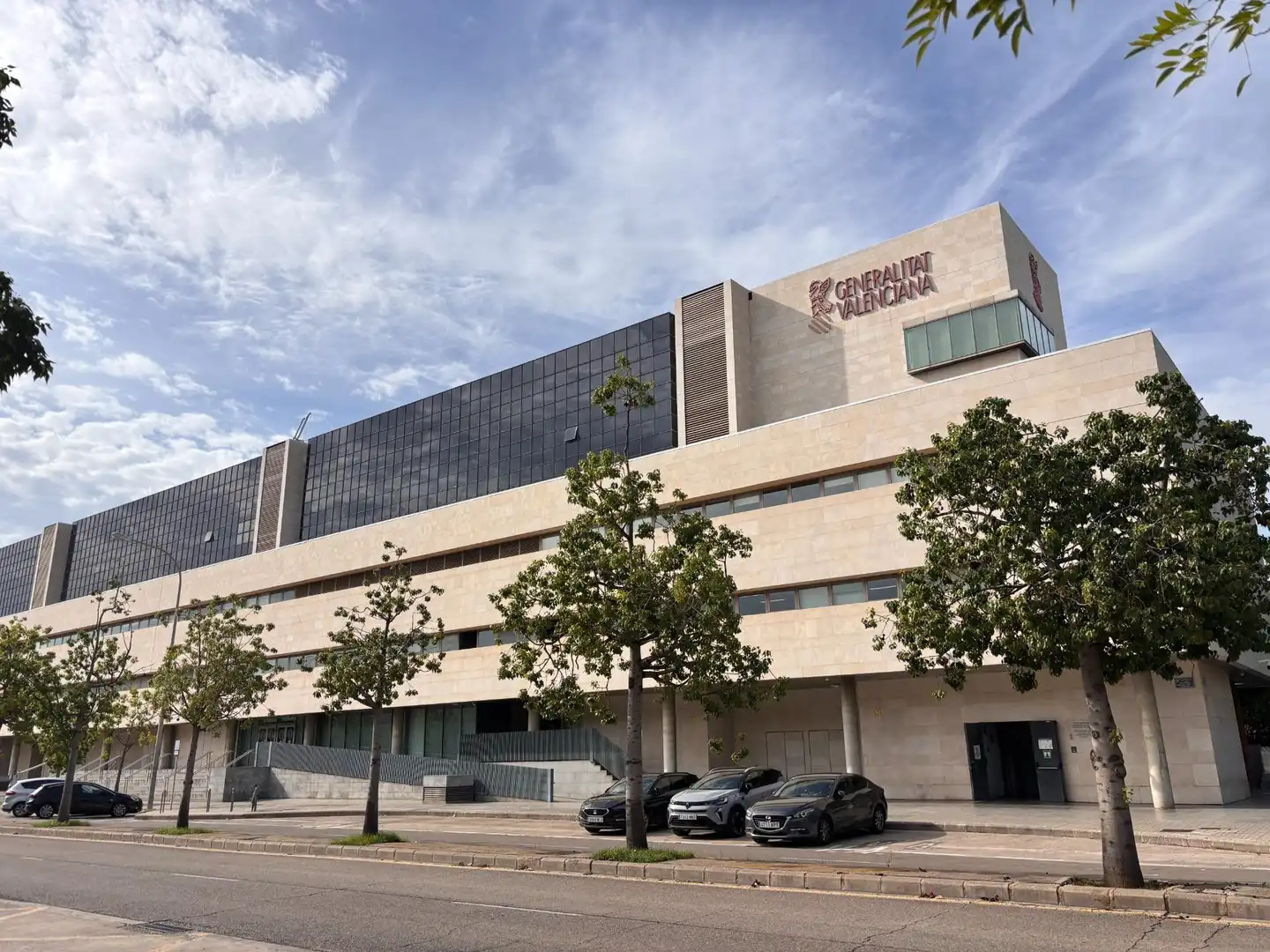 Vista exterior de Pis en venda en Valencia amb Aire condicionat, Calefacció i Jardí privat