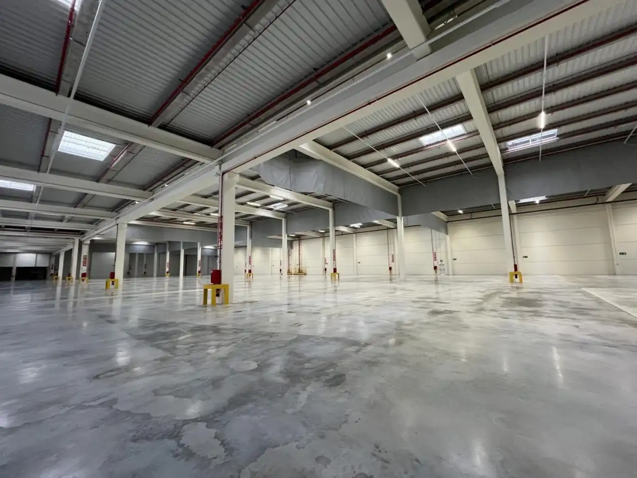 Industrial buildings for rent in Òdena  with Heating