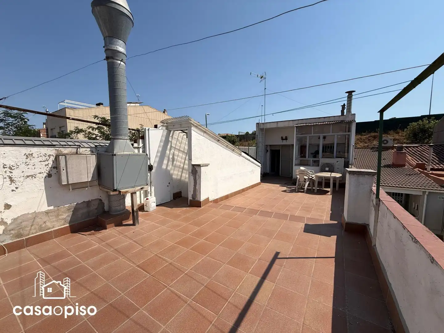 Terrace of Detached homes for sale in Terrassa  with Air Conditioner, Heating and Storage room