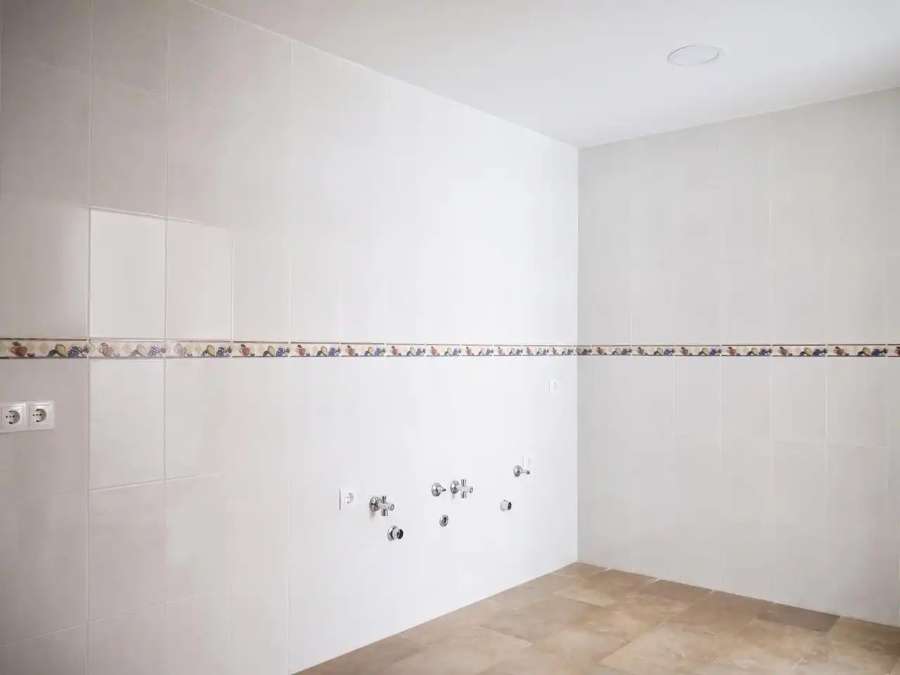 Baño de Casa adosada en venta en El Ronquillo con Jardín privado, Terraza y Piscina