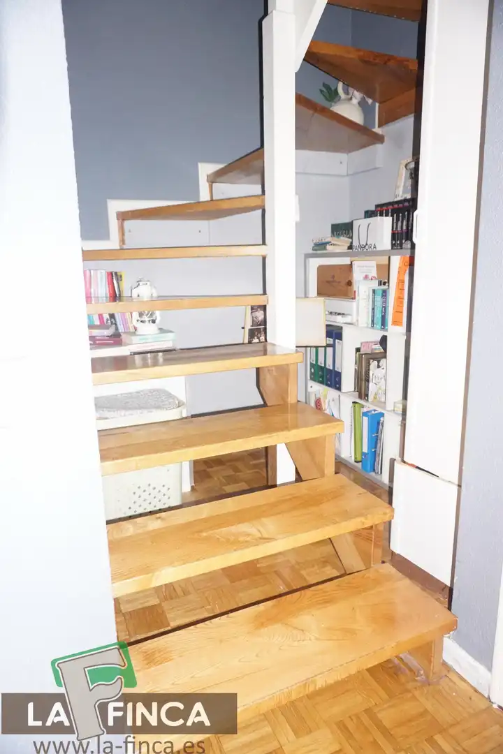 Dúplex en venta en DEL REAL , Viella - Granda - Meres