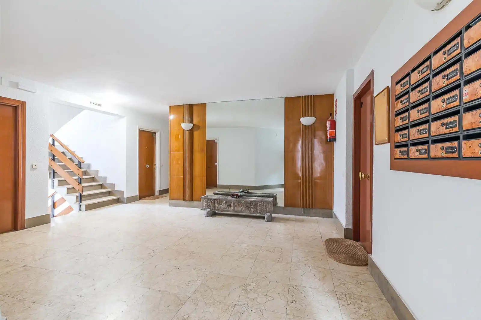 Flat for rent in Madrid  with Air Conditioner