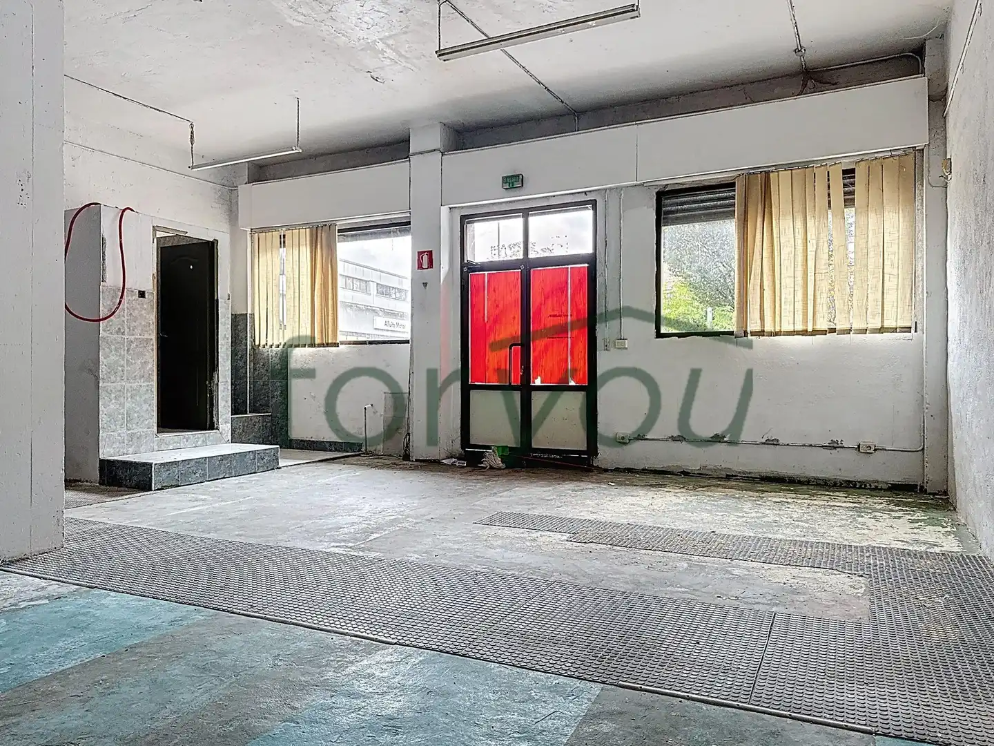 Business premises for sale in Calle ALLUITZ KALEA, imagen 15
