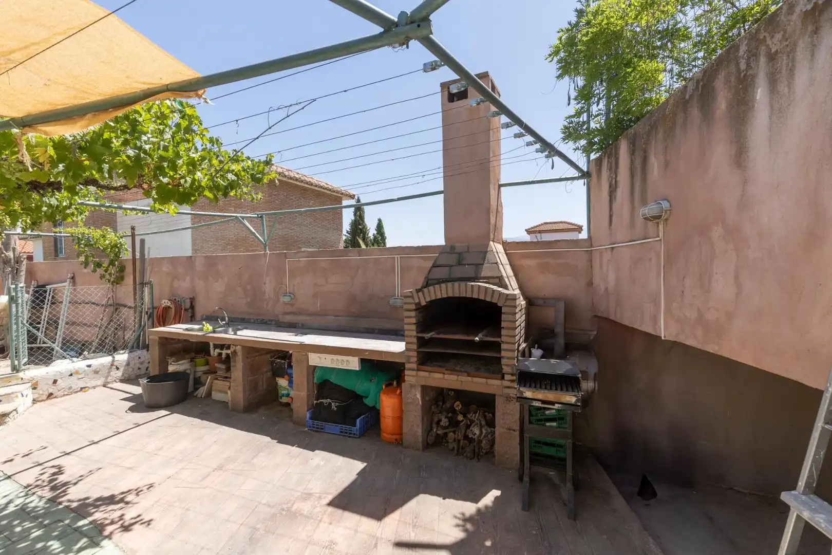 Terrassa de Casa o xalet en venda en Las Gabias amb Piscina comunitària