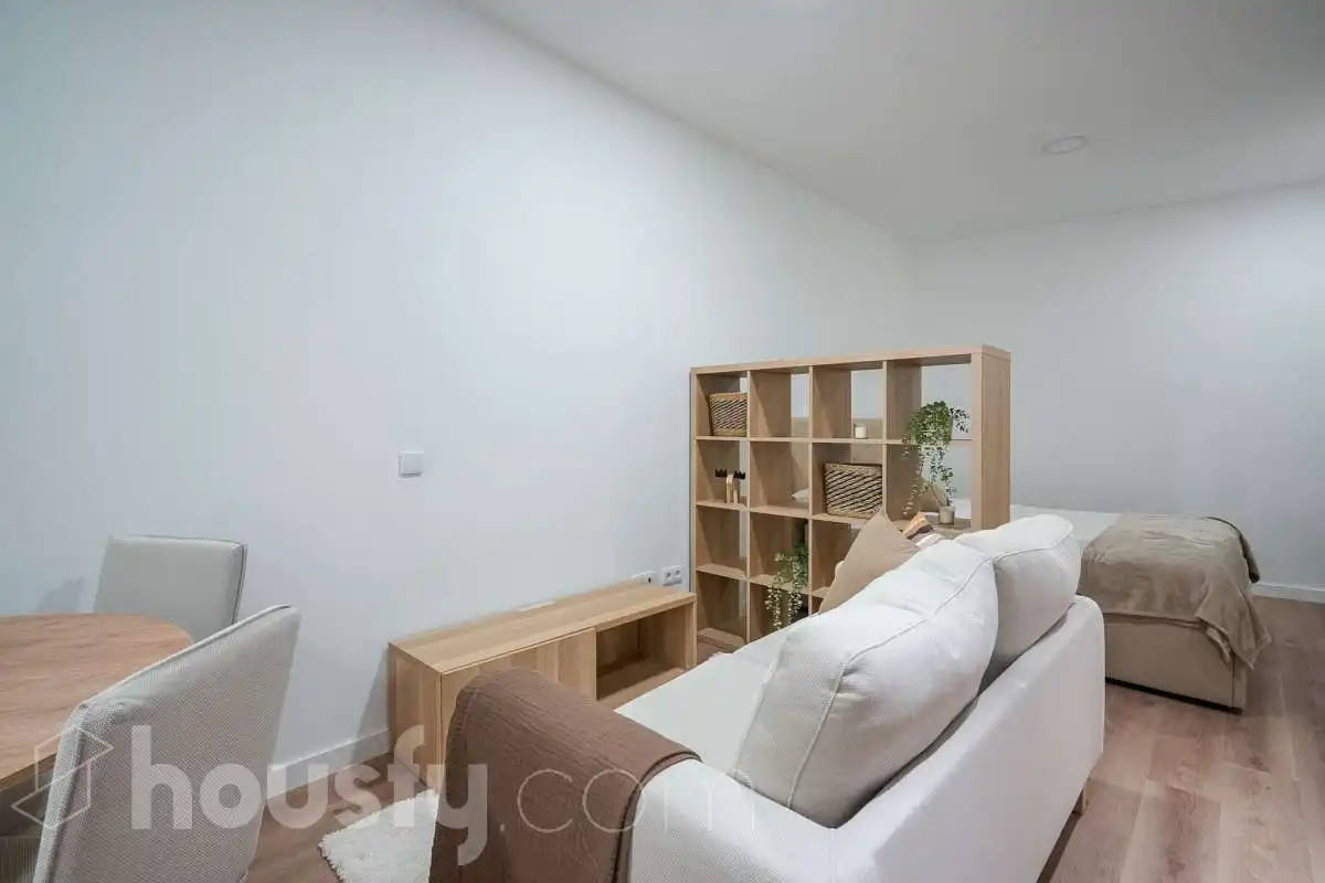 Living room of Ground floor for sale in Madrid  with Air Conditioner, Heating and Parquet flooring