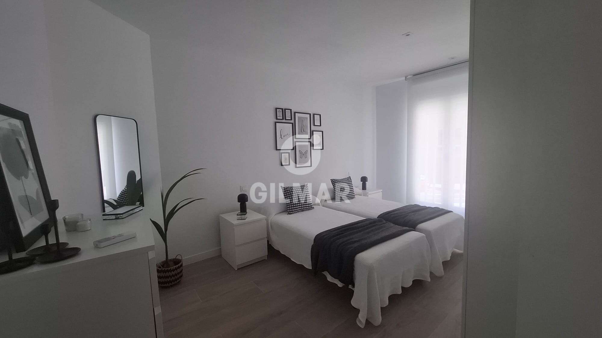 Dormitori de Pis en venda en  Madrid Capital amb Calefacció i Moblat