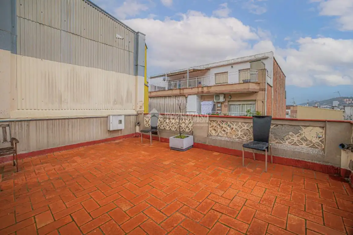 Terraza de Piso en venta en Santa Coloma de Gramenet