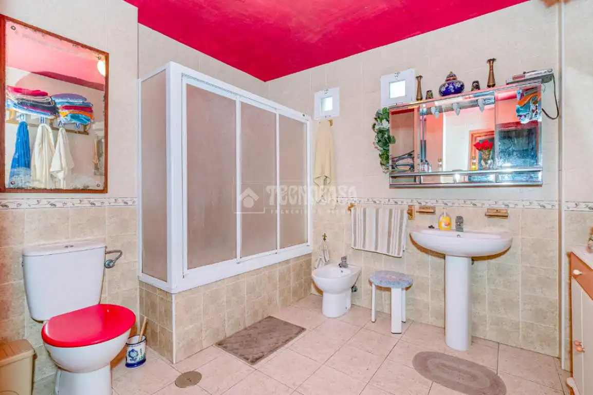 Bathroom of Detached homes for sale in Alhendín  with Heating and Balcony