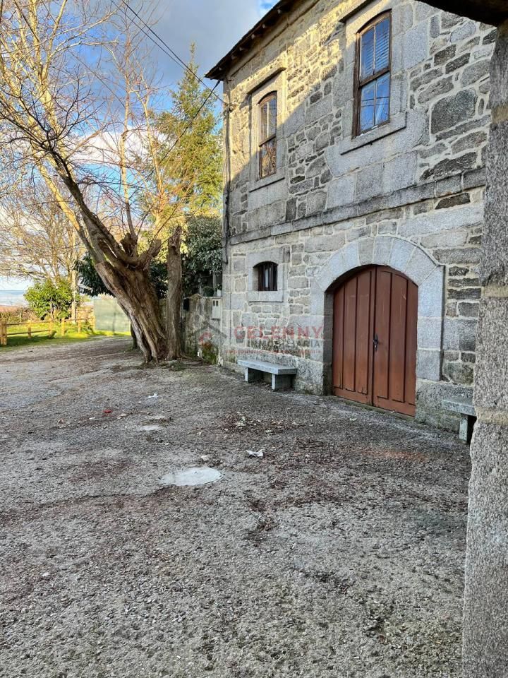 Premises for sale in A Pobra de Trives   with Air Conditioner and Furnished