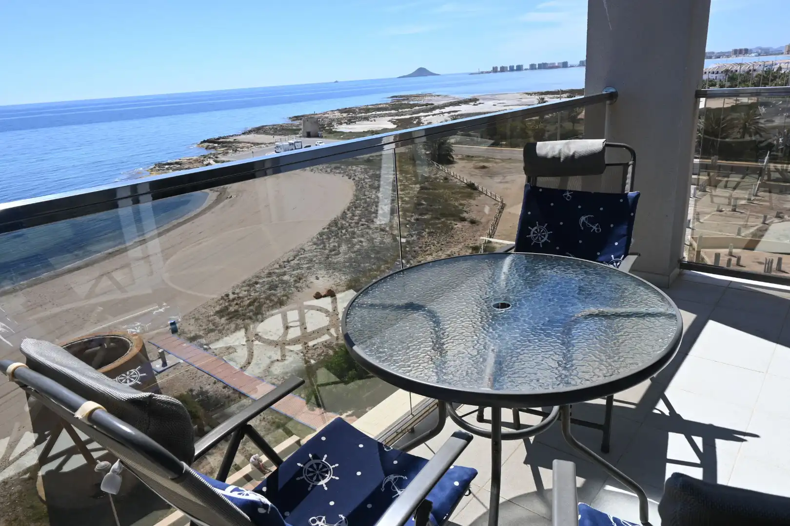 Apartment with pool for sale in Ronda de Veneziola 2