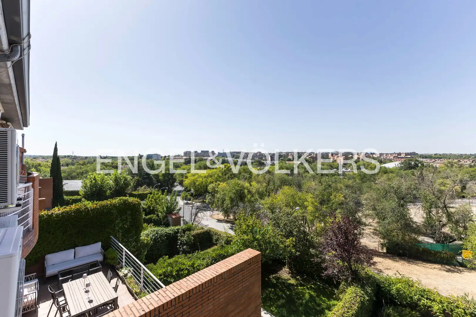 Terrace of Detached homes for sale in Madrid  with Air Conditioner, Heating and Private garden