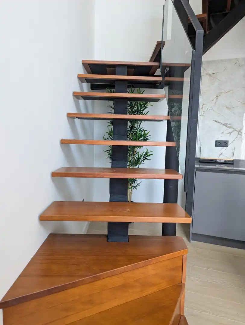 Maisonette zur Miete in Sanlúcar la Mayor mit Klimaanlage, Terrasse und Möbliert