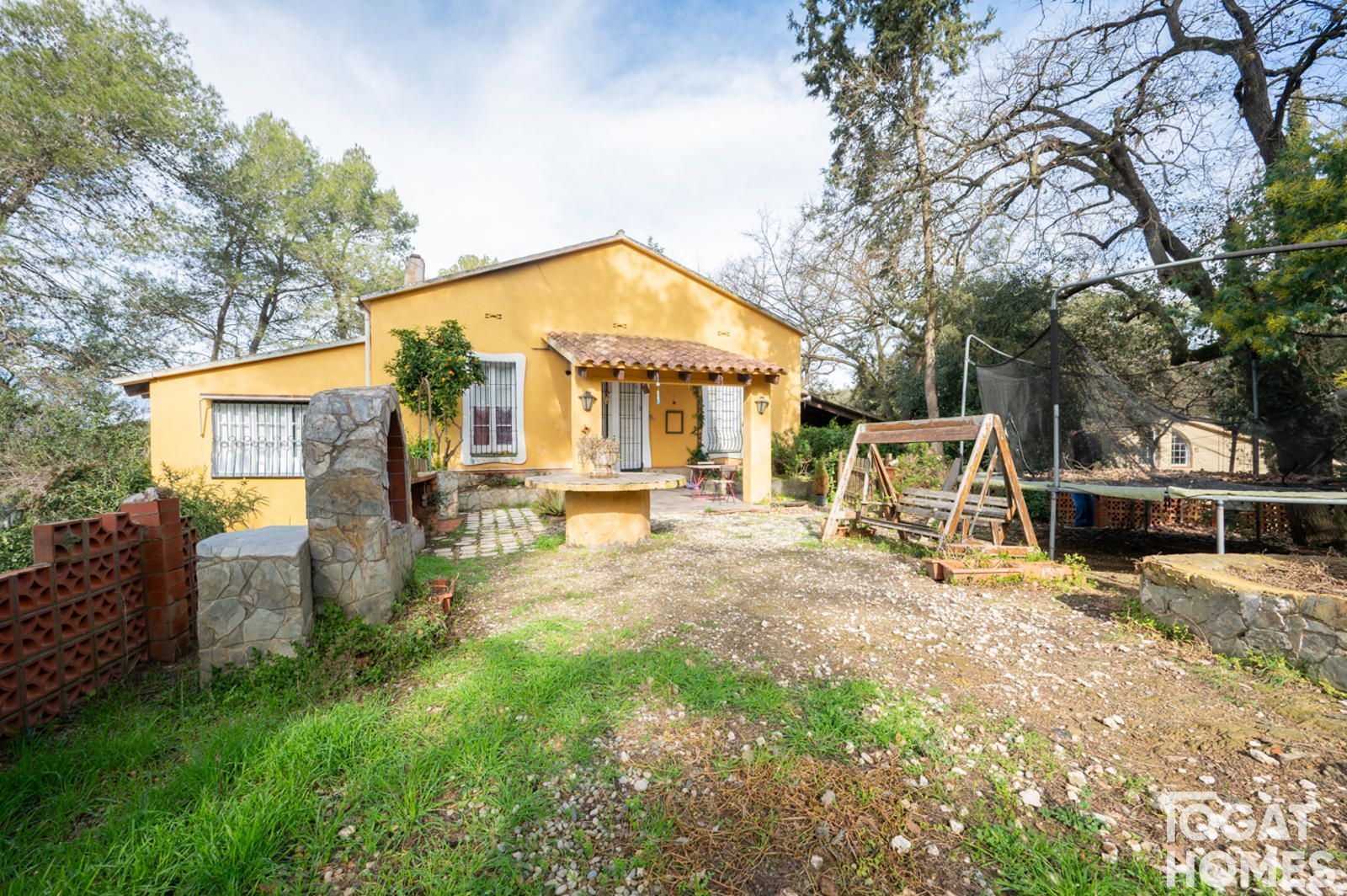 Exterior view of House or chalet for sale in Sant Cugat del Vallès  with Heating, Storage room and Swimming Pool