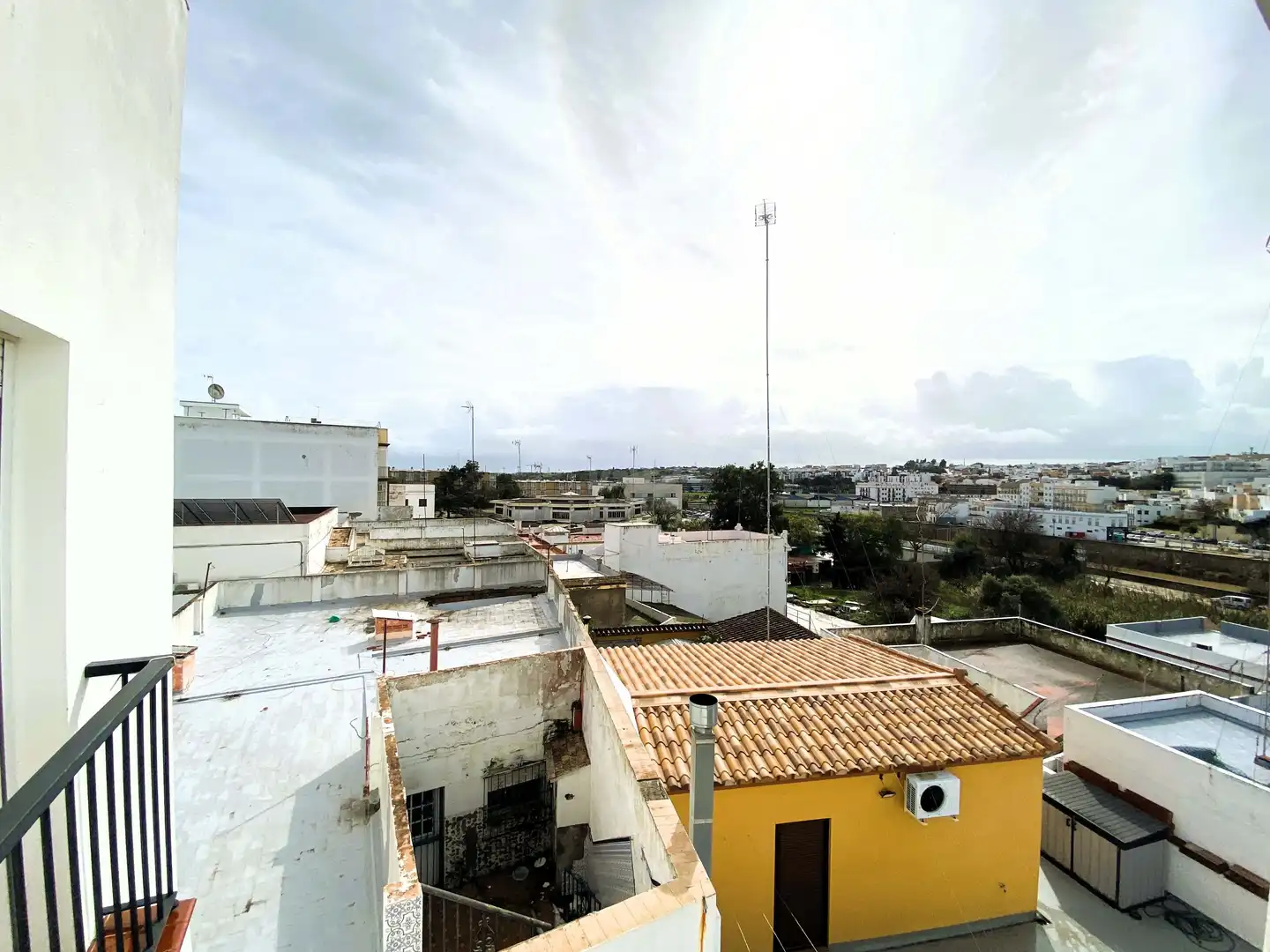 Exterior view of Flat for sale in Chiclana de la Frontera  with Air Conditioner and Heating