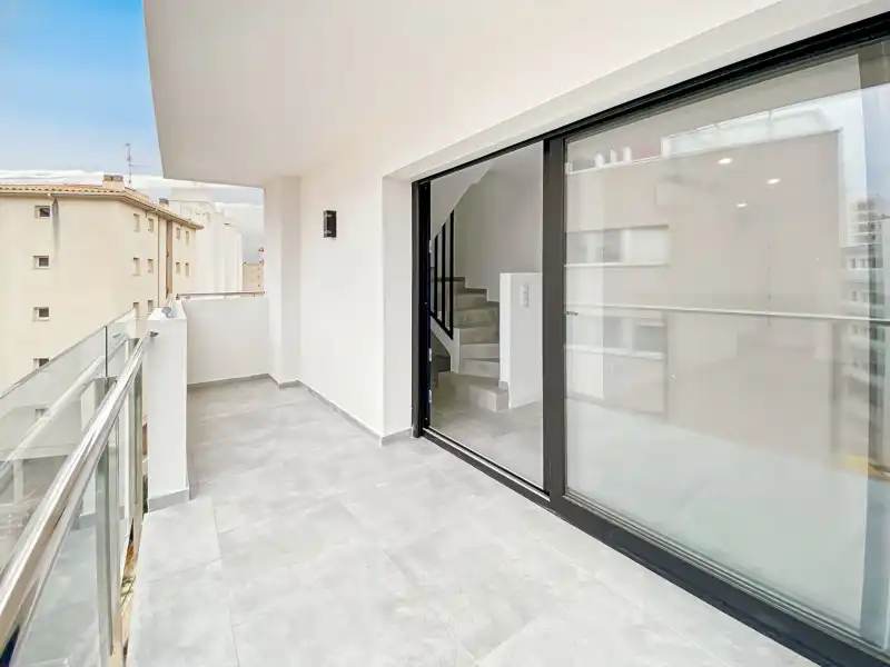 Terrasse von Maisonette zum Verkauf in Roses mit Klimaanlage, Heizung und Terrasse