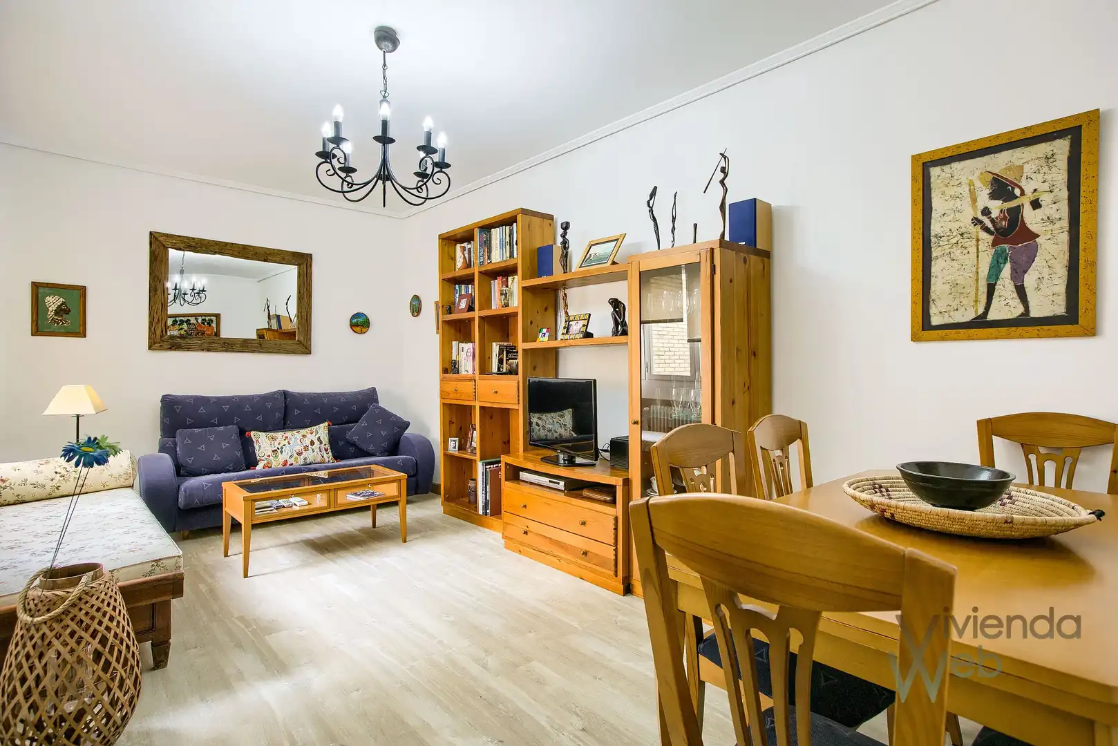Living room of Flat for rent in Madrid  with Air Conditioner, Heating and Parquet flooring