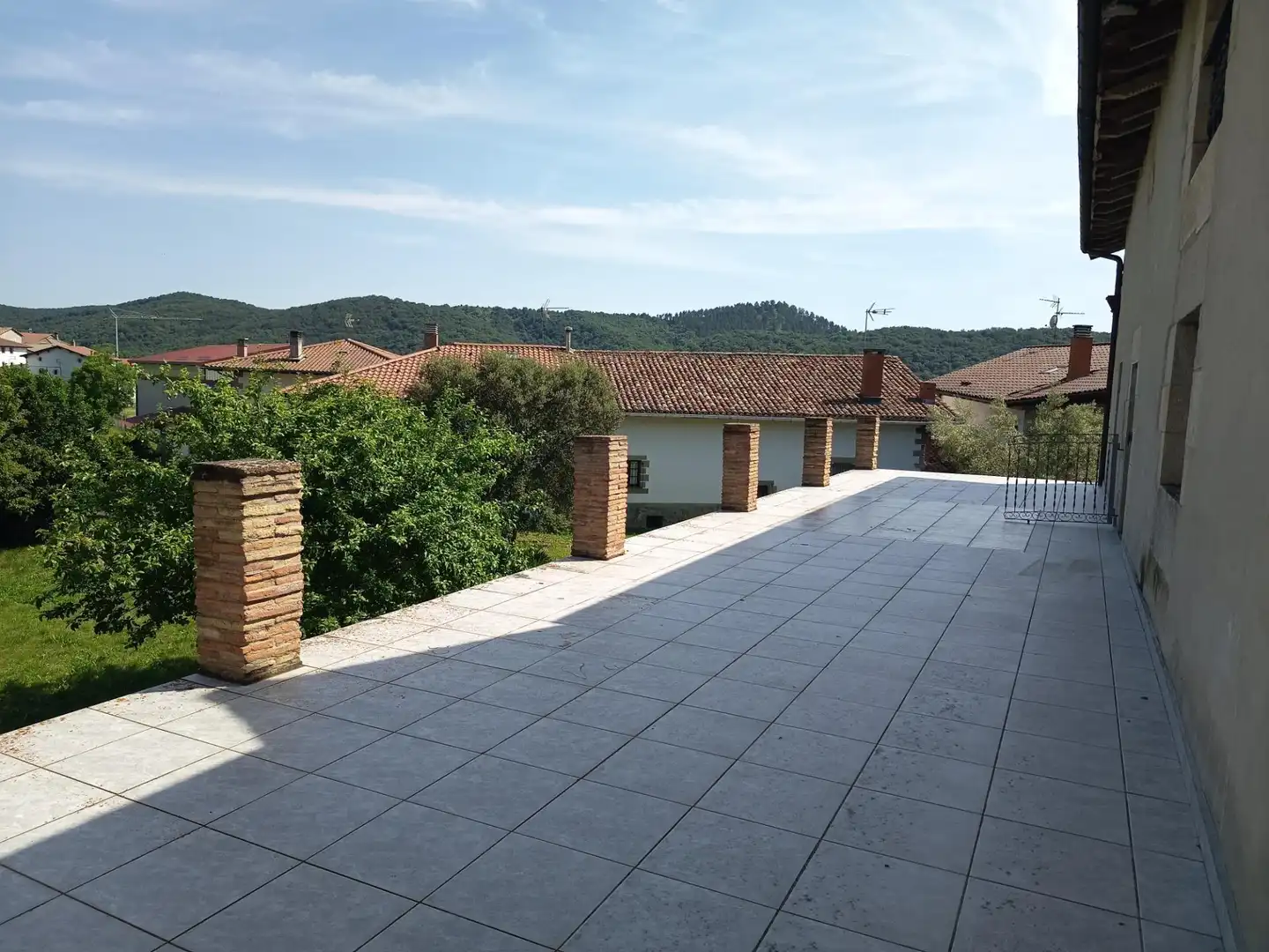 Terrace of Houses for sale in Iza / Itza  with Heating