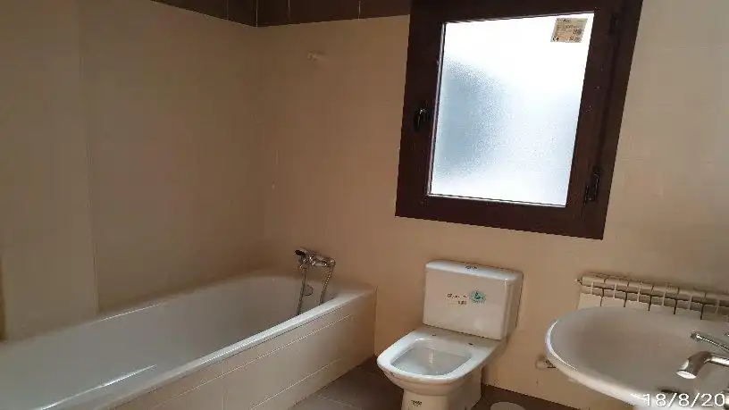 Bathroom of Apartments for sale in Béjar  with Heating
