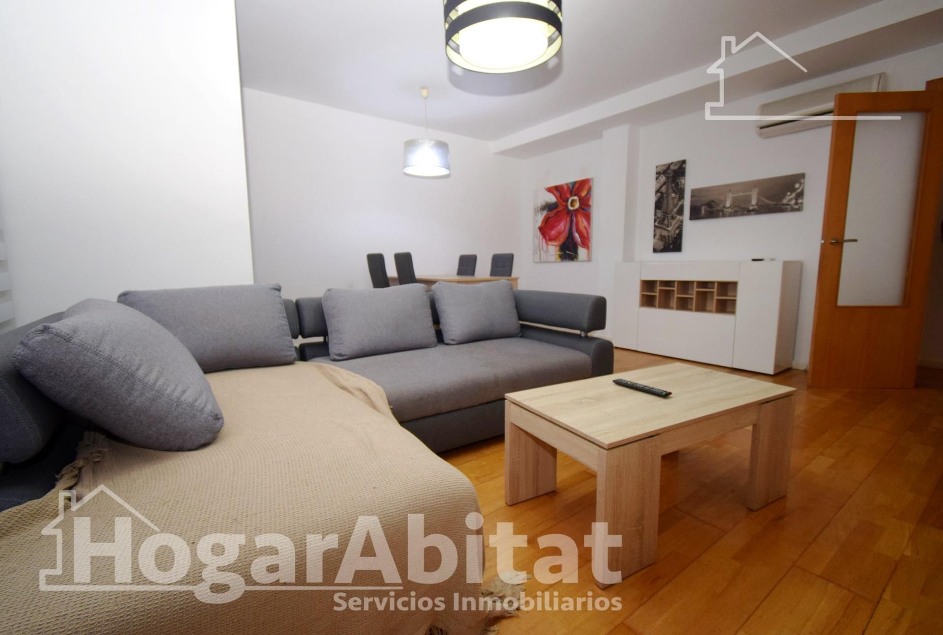 Sala d'estar de Pis en venda en Montserrat amb Aire condicionat, Calefacció i Parquet