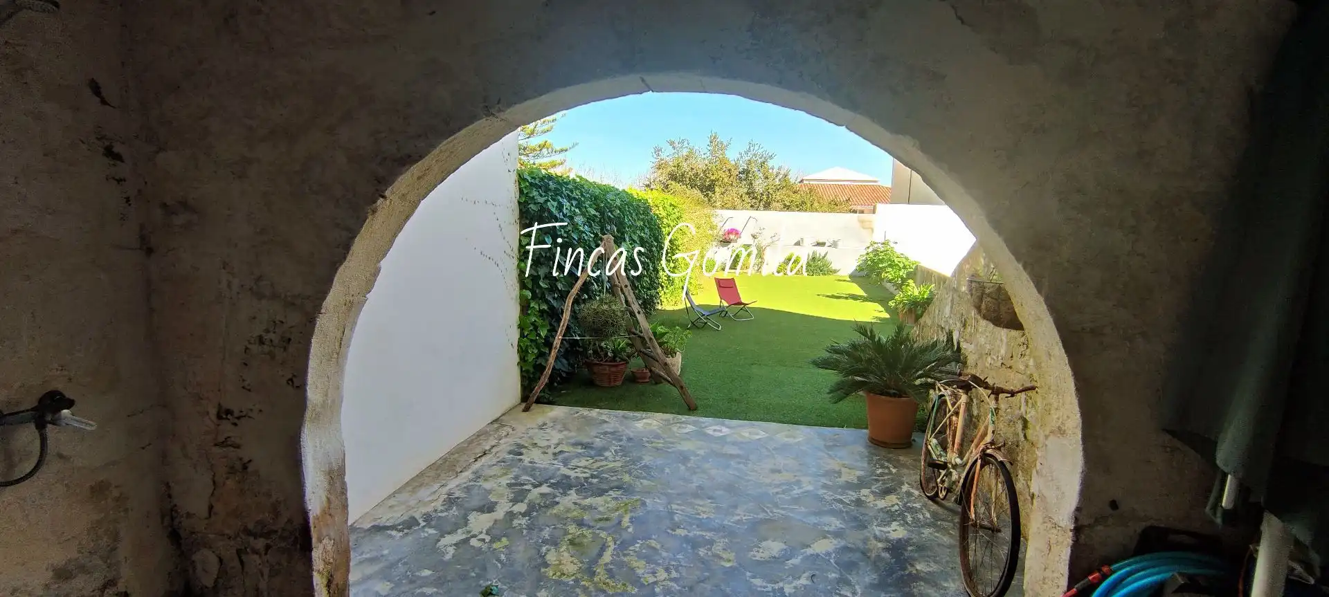 Casa rústica con jardín en venta en balmes