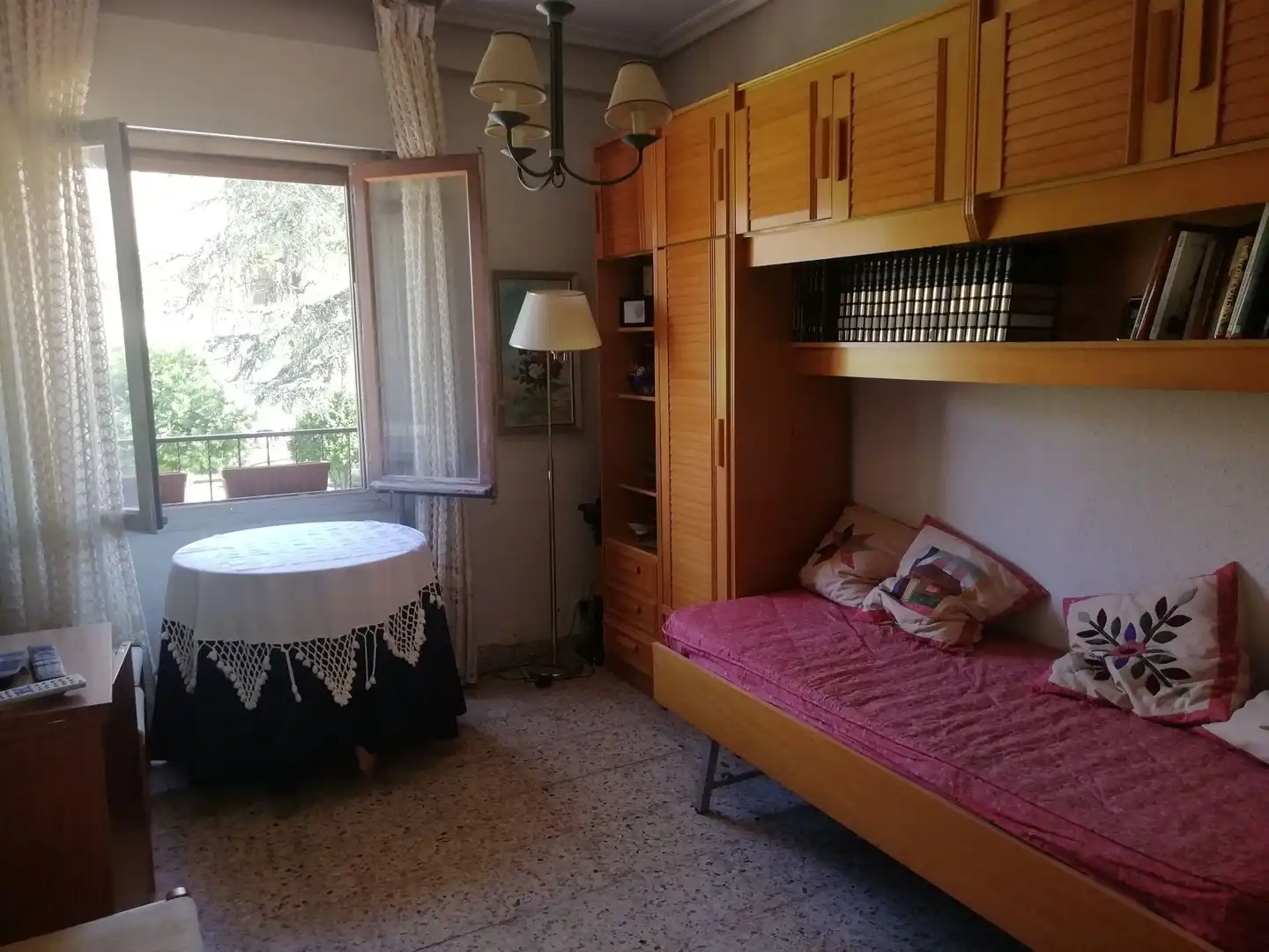 Dormitori de Pis en venda en Navarrete amb Calefacció, Terrassa i Traster