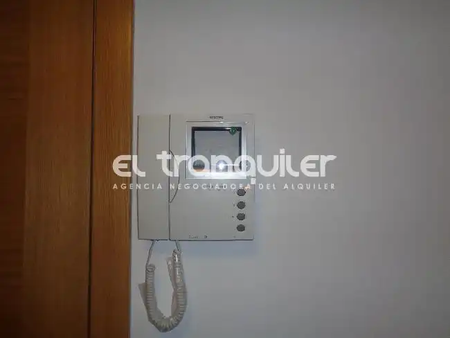 Wohnung zur Miete in Calle Fernando Trueba, Centro