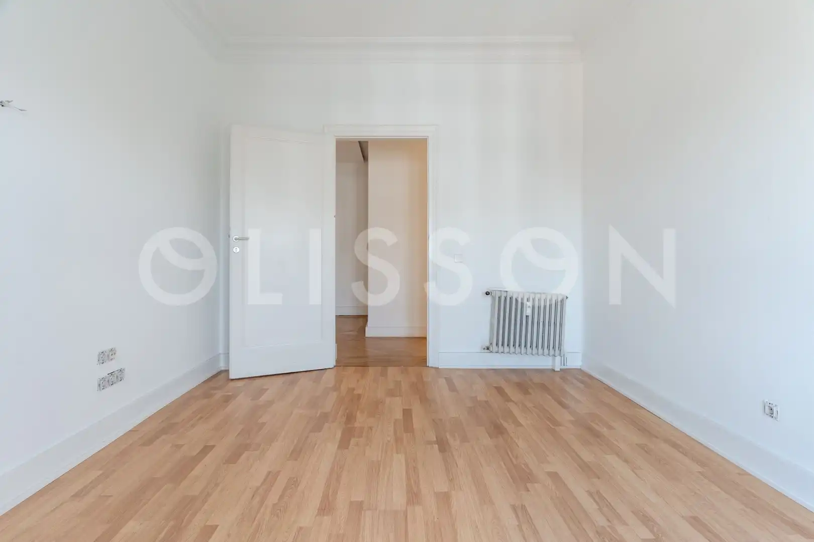 Bedroom of Flat for sale in Madrid  with Air Conditioner, Heating and Storage room