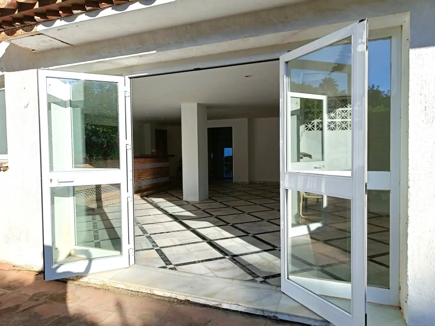 Local en venda en Estepona