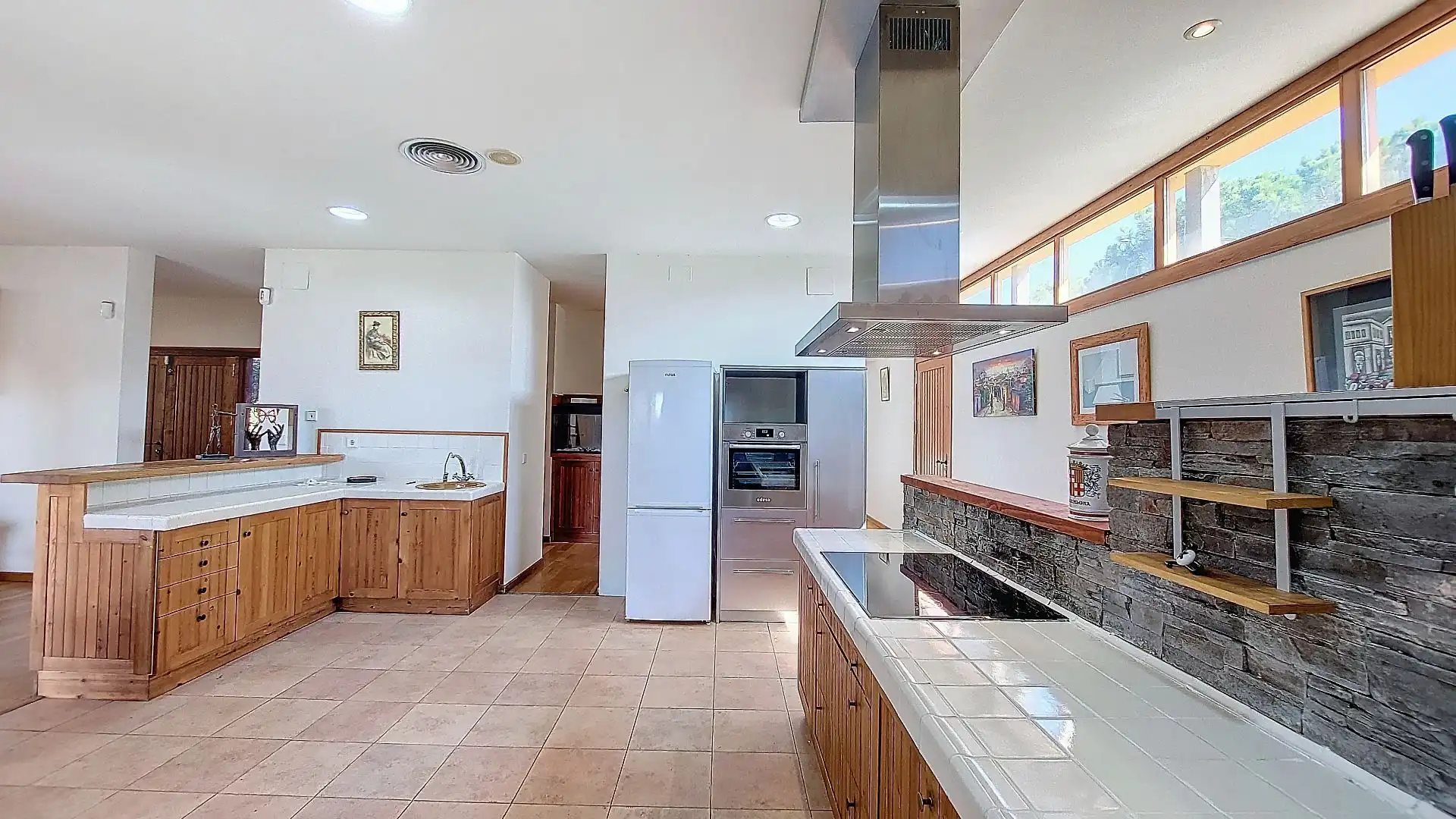 Cocina de Casa o chalet en venta en Calafell con Aire acondicionado, Calefacción y Jardín privado