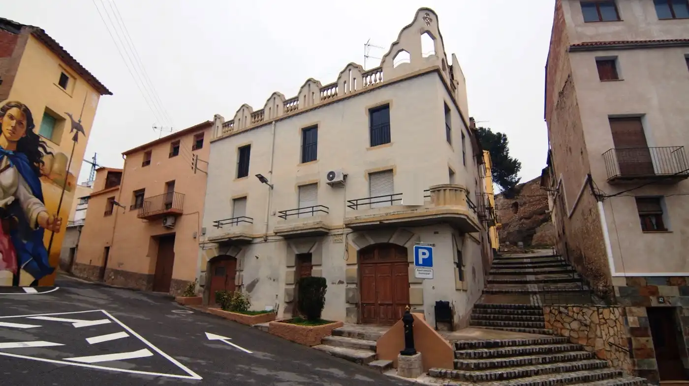 Exterior view of Detached homes for sale in Móra d'Ebre  with Air Conditioner, Heating and Terrace