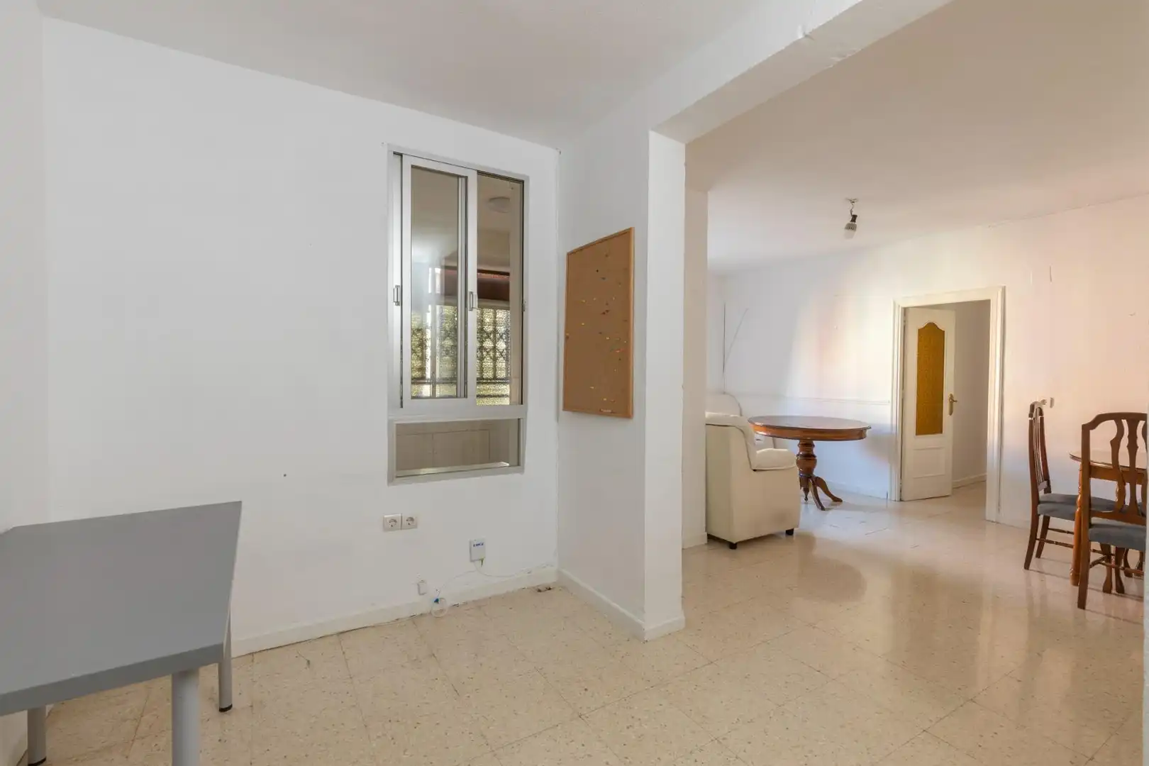 Flat for sale in Granada  with Air Conditioner and Terrace