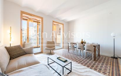 Living room of Flat for sale in  Barcelona Capital  with Air Conditioner, Terrace and Balcony