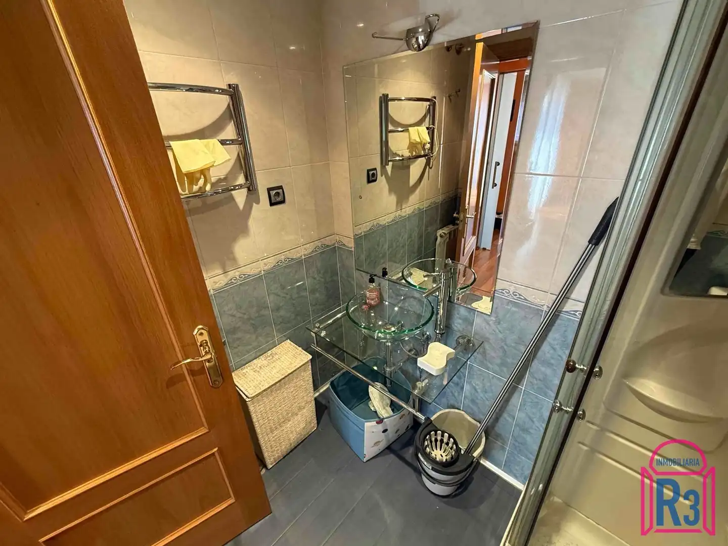Baño de Ático de alquiler en León Capital  con Aire acondicionado, Calefacción y Terraza