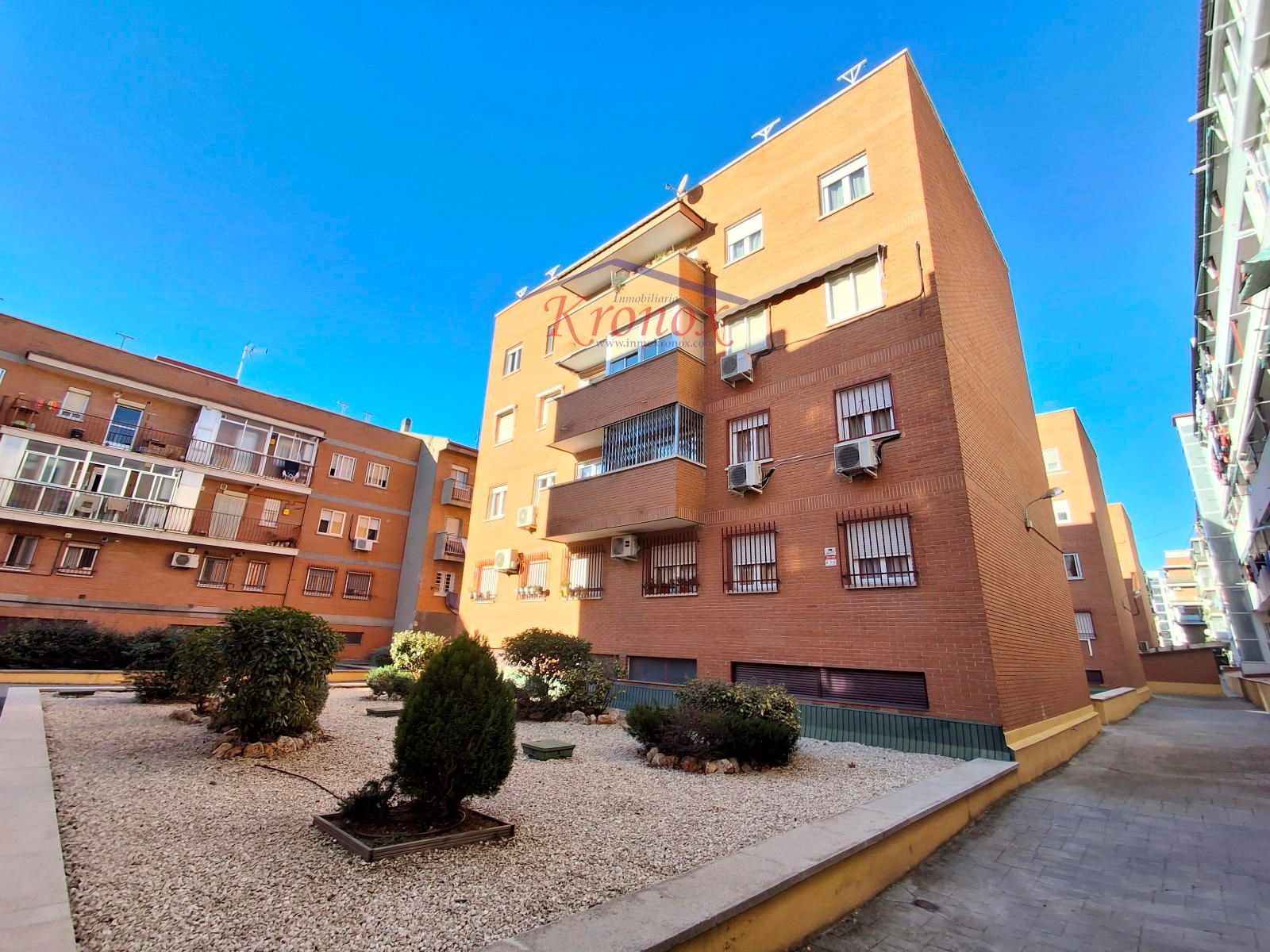 Exterior view of Flat for sale in  Madrid Capital  with Air Conditioner, Heating and Terrace