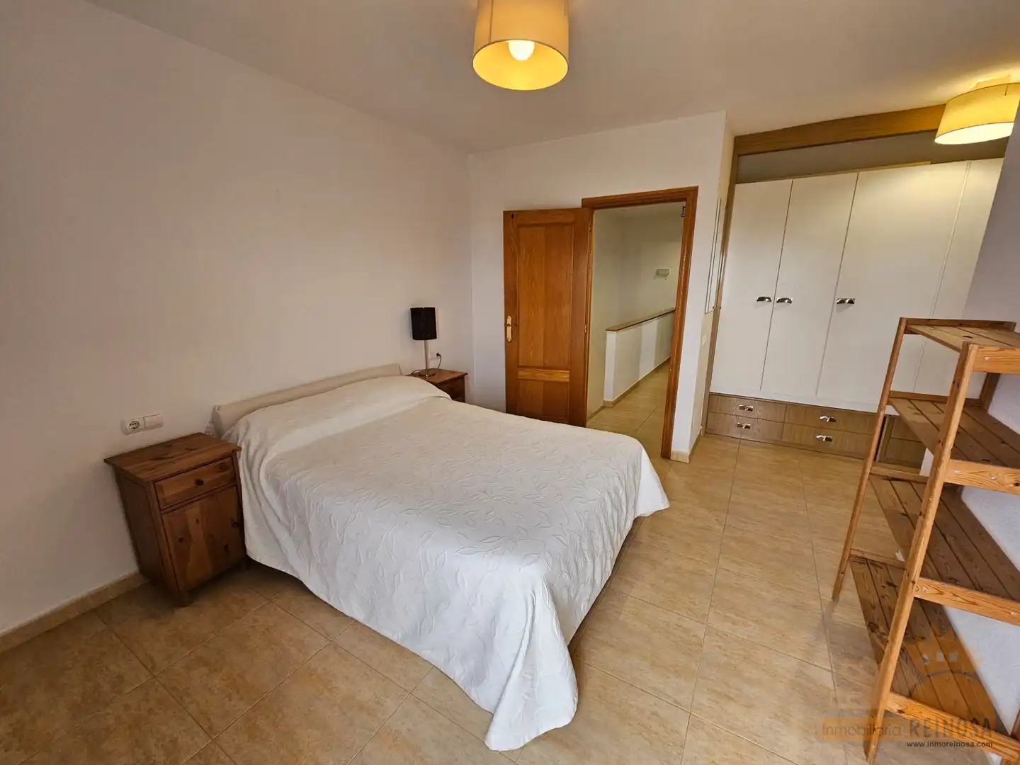 Schlafzimmer von Einfamilien-Reihenhaus zum Verkauf in Molina de Segura mit Klimaanlage, Heizung und Privatgarten