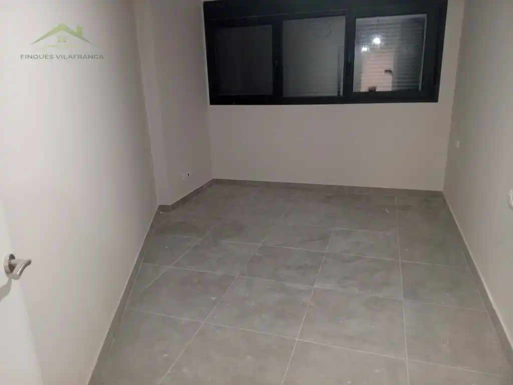 Bajo con ascensor en venta en Calle Ponent, imagen 5