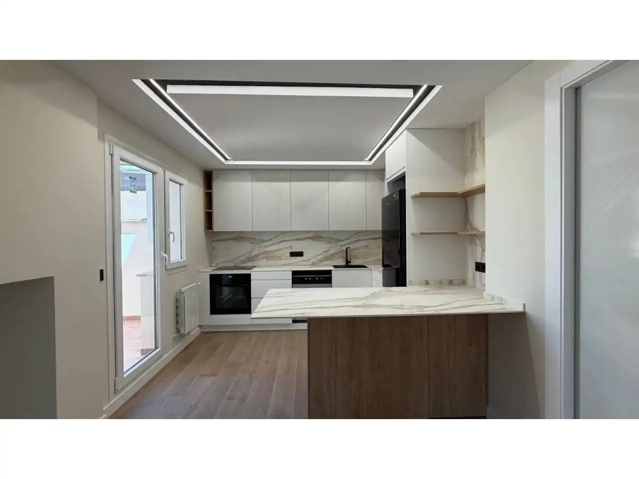 Küche von Einfamilien-Reihenhaus zum Verkauf in Motilleja mit Heizung und Terrasse