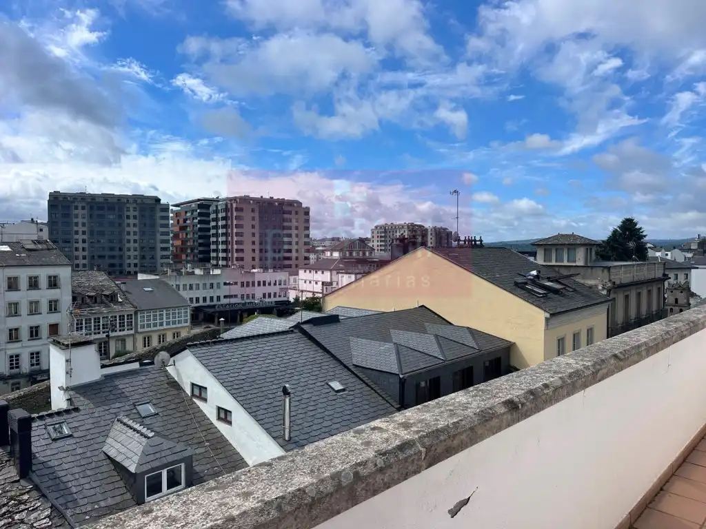 Vista exterior de Piso en venta en Lugo