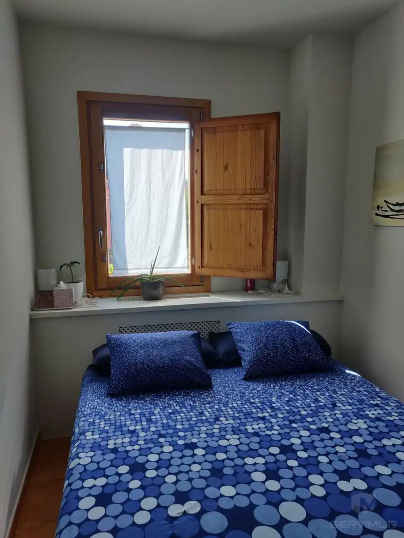 Dormitori de Casa o xalet en venda en La Vall d'en Bas amb Terrassa
